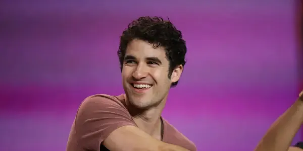 What is Darren Criss net worth estimated? How did he get his fortune?