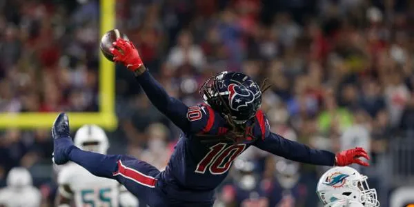 What is DeAndre Hopkins net worth estimated? How did he get his fortune?