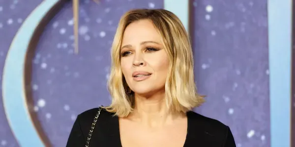 What is Kimberley Walsh net worth estimated? How did he get his fortune?